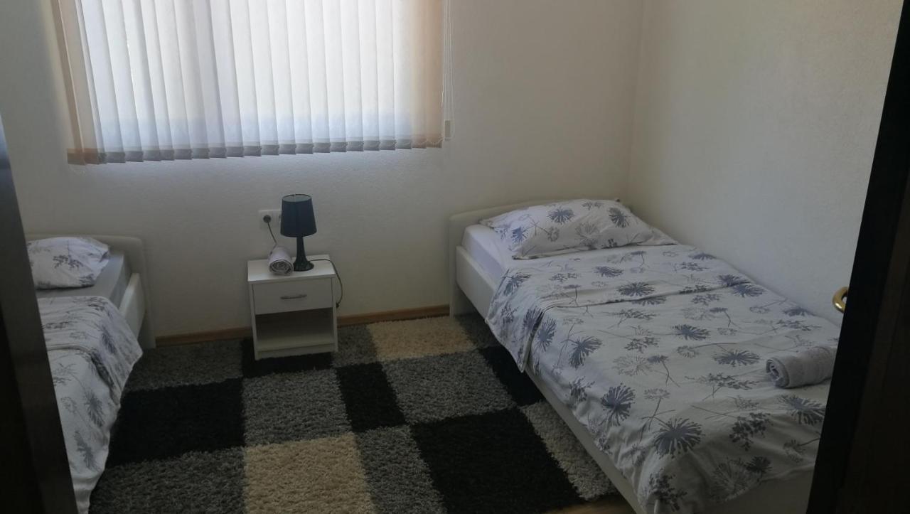 Apartment Neo Bihać Oda fotoğraf